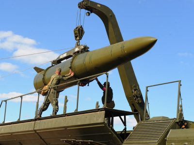 росія утилізує в Україні старі ракети С-300  