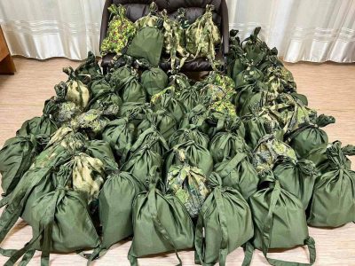 Мобілізоване гарматне м’ясо рашисти комплектують речовими мішками часів Другої світової війни  