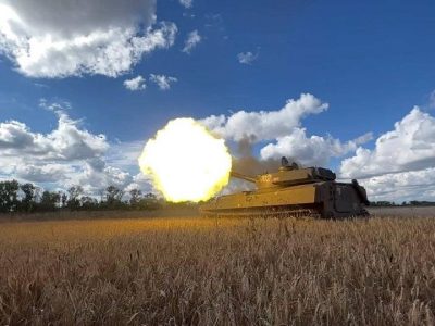 Морські піхотинці розгромили ворожий склад боєприпасів та 3 самохідні гармати «Гіацинт-С»  