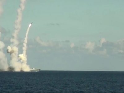 На бойовому чергуванні у Чорному морі перебувають російські ракетоносії з 24 «Калібрами»  