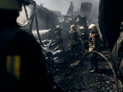 Дякую за тисячі врятованих життів – Президент привітав рятувальників з професійним святом  