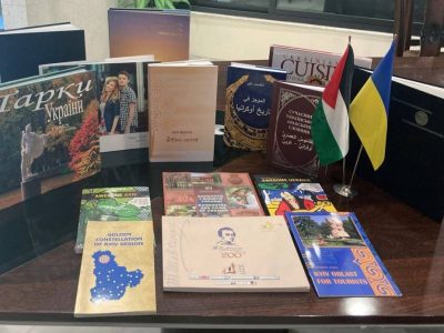 «Українська книжкова поличка» відкрилася вже у 18 країнах  