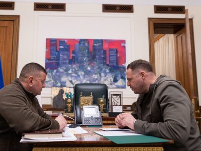 Андрій Єрмак і Валерій Залужний провели телефонну розмову з Джейкобом Салліваном і Марком Міллі  