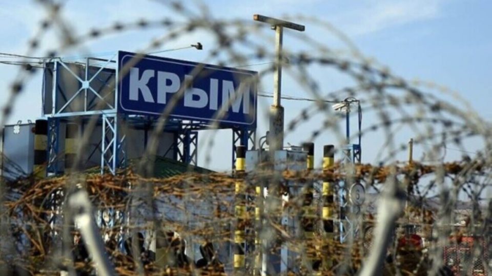 Окупанти мілітаризують молодь у Криму: проводять заняття з такмеду та змагання з перегонів на БПЛА  