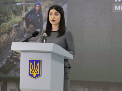 У МВС надходять повідомлення про виявлення нових масових поховань в Ізюмі та Козачій Лопані  