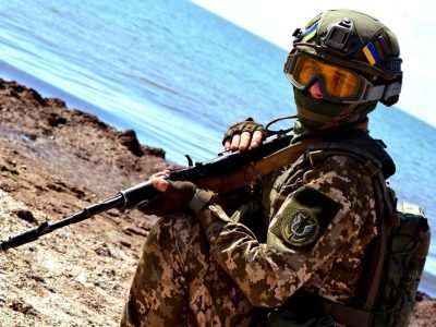 «Сюди вони повернулися деморалізовані» — на дніпровських островах триває «дистанційна війна»  