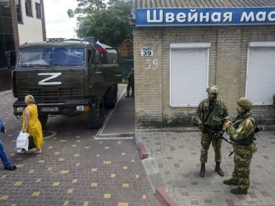 «Цікаве рішення» окупантів: поліцейських — на фронт, фсб — патрулювати вулиці  