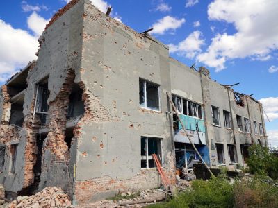 Окупанти з РСЗВ обстріляли Київський район Харкова  