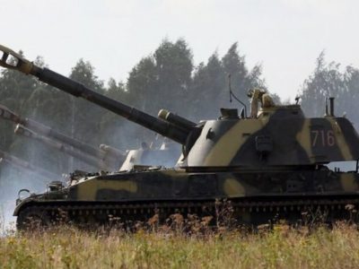 На Харківщині артилеристи «накрили» 2 ворожі самохідні гаубиці  