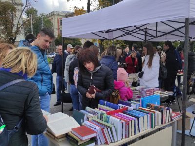У Львові книголюби за пів дня задонатили на ЗСУ понад 80 тисяч  
