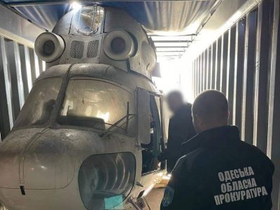 На Одеській митниці знайшли гвинтокрил Мі-2, який передадуть українським захисникам  
