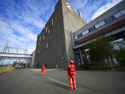 Українські фахівці відремонтували пошкоджену рашистами високовольтну лінію ЗАЕС  