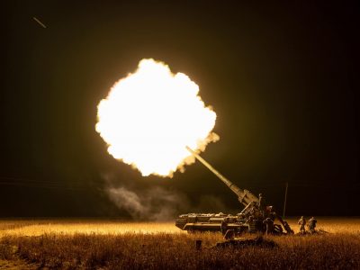 Ракетні війська та артилерія ЗСУ вразили 4 склади боєприпасів, 10 районів зосередження живої сили та техніки ворога  