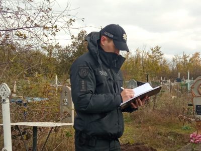 російський снайпер стріляв в автівку і вбив 10-річну дівчинку  