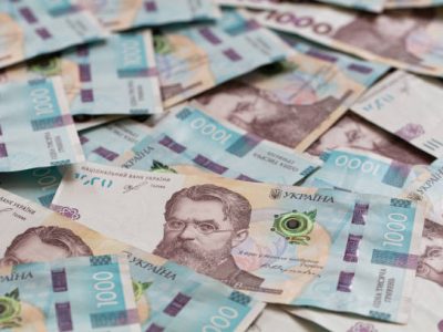 Мінреінтеграції: З початку року звільненим з полону українцям перераховано 19,7 млн грн  