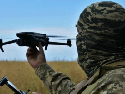 Через платформу UNITED24 придбано близько 1000 дронів для військових  