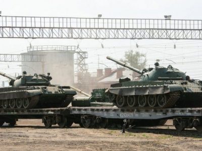 росіяни вивозять з білорусі радянське озброєння та боєприпаси для комплектування мобрезервів