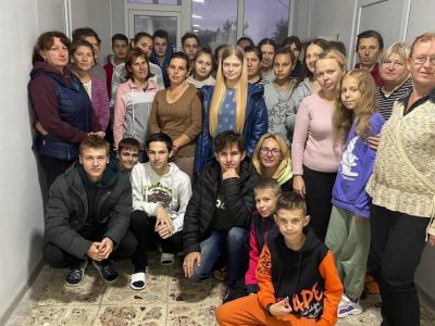 Додому повернулись ще 37 депортованих окупантами дітей