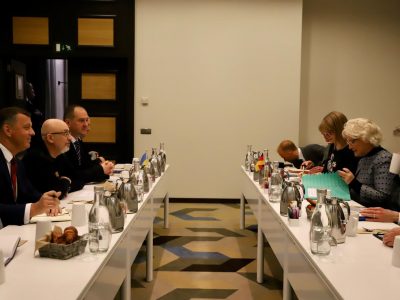 Олексій Резніков обговорив з Крістін Ламбрехт посилення ППО України  