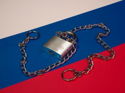окупанти використовують запчастини цивільної техніки у військових цілях