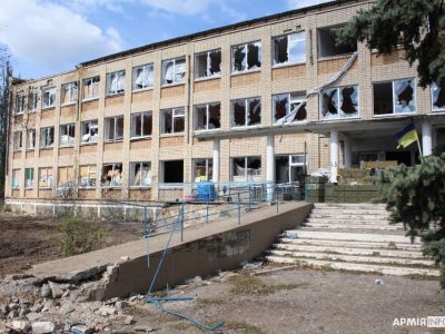 Окупанти перетворили школу на катівню  