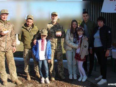 Святкові смаколики для воїнів… на фронтовій дорозі!  