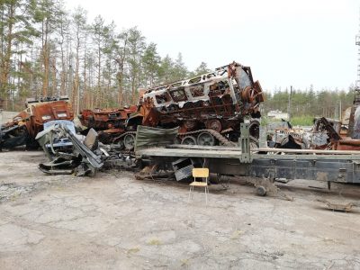 «Якщо є прапор, то обов’язково помахати» — поблизу Торецька штурмовики ворога виконують три задачі