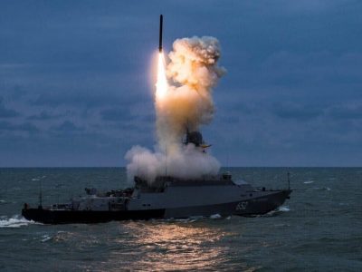 росія зменшила кількість ракетоносіїв у Чорному морі, загальний залп — 12 «Калібрів»  