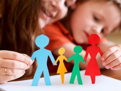 Відтепер усиновлювати дітей можна через «Дію»  