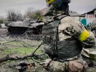 Українські десантники показали, як звільняють українські землі від окупантів  