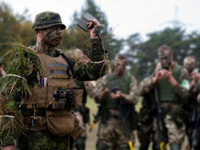 Як стати непомітними – навчали українських захисників канадські інструктори  
