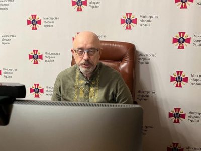 В українському небі більше 70 ракет націлені на наших мирних жителів та інфраструктуру — Олексій Резніков  