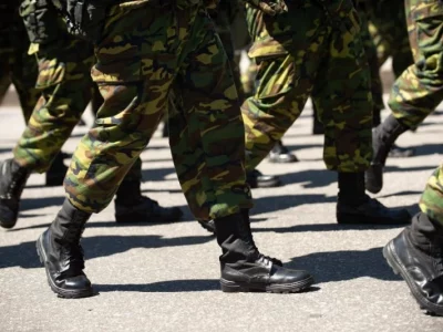 Мобілізовані росіяни скуповують провізію та одяг в Україні  