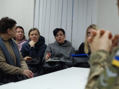 Родини зниклих та полонених черкащан зустрілися з представниками Координаційного штабу  