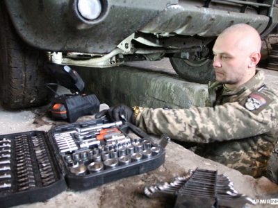 Як захисники проводять на передовій піт-стопи  