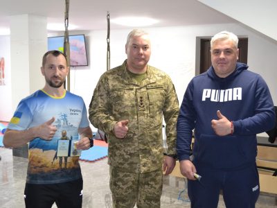 Сергій Наєв нагородив волонтерів, які реабілітували 20 українських військових  