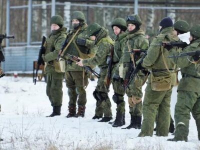У держзраді підозрюють мешканця Донеччини, який у складі «днр» грабував мешканців Каховки  
