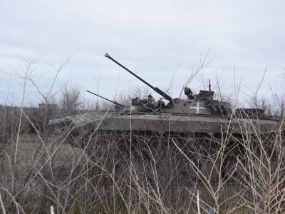 Українські воїни показали, як нищать броньовану техніку російських окупантів  