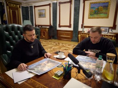 Президент України заслухав доповіді щодо зруйнованого російською ракетою будинку у Дніпрі