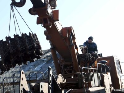 Військові ремонтники дають друге життя пошкодженій техніці  