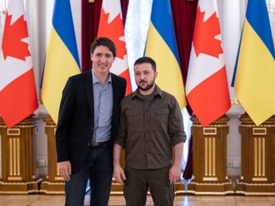 Володимир Зеленський: 200 БТР Senator зараз потрібні українській армії як ніколи  