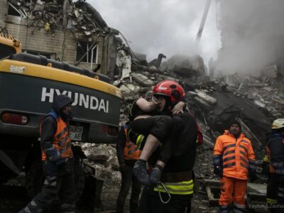 У Дніпрі загинули 25 людей, з них 1 дитина – Володимир Зеленський  