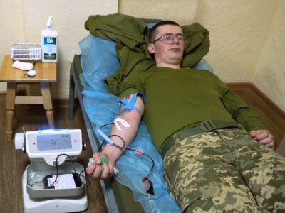 Воїни повітряного командування «Південь» долучилися до щорічного наповнення банку крові  