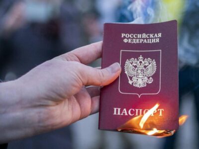 У Горлівці за відмову від російських паспортів окупанти звільнятимуть людей з підприємств