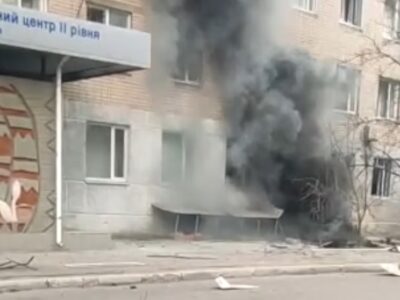 Окупанти обстріляли Херсонський перинатальний центр, є постраждалі  