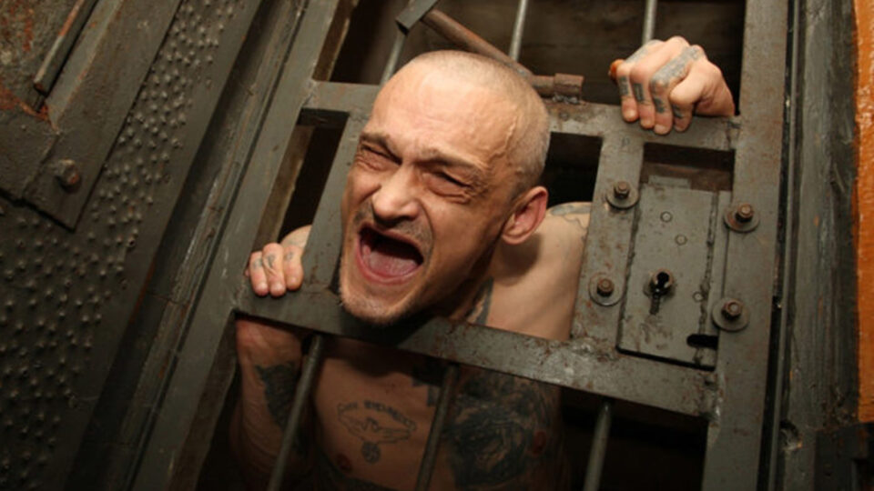 «Колишні зеки йдуть, умовно, голими» — поблизу Лимана ворог пробує активізовувати штурми  