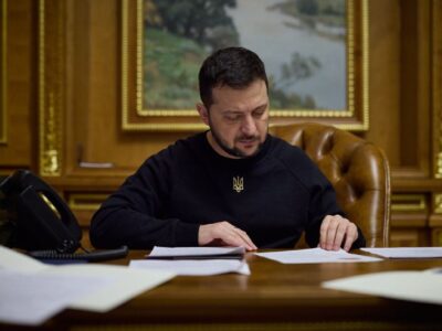 Президент України вніс зміни до складу Ставки Верховного Головнокомандувача  