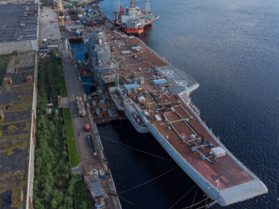 Сумнозвісний крейсер «адмірал кузнєцов» — в аварійному стані. Корабель не здатен йти самостійно  