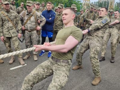 Яка різниця між фізичною підготовкою і спортом у системі Міноборони України  