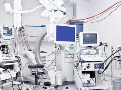 Японія заборонила поставки медобладнання до росії  